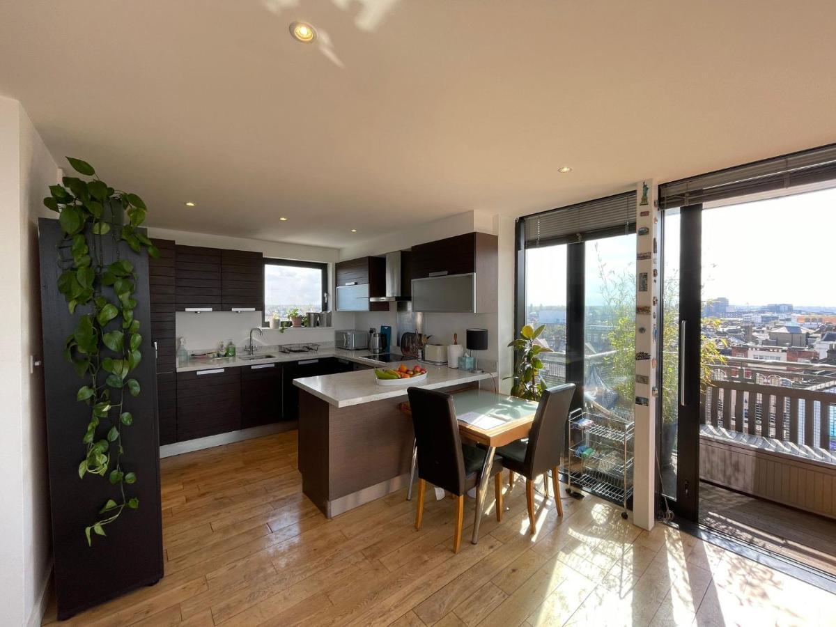 Appartement Penthouse In Battersea Amazing Views Of Londres Extérieur photo